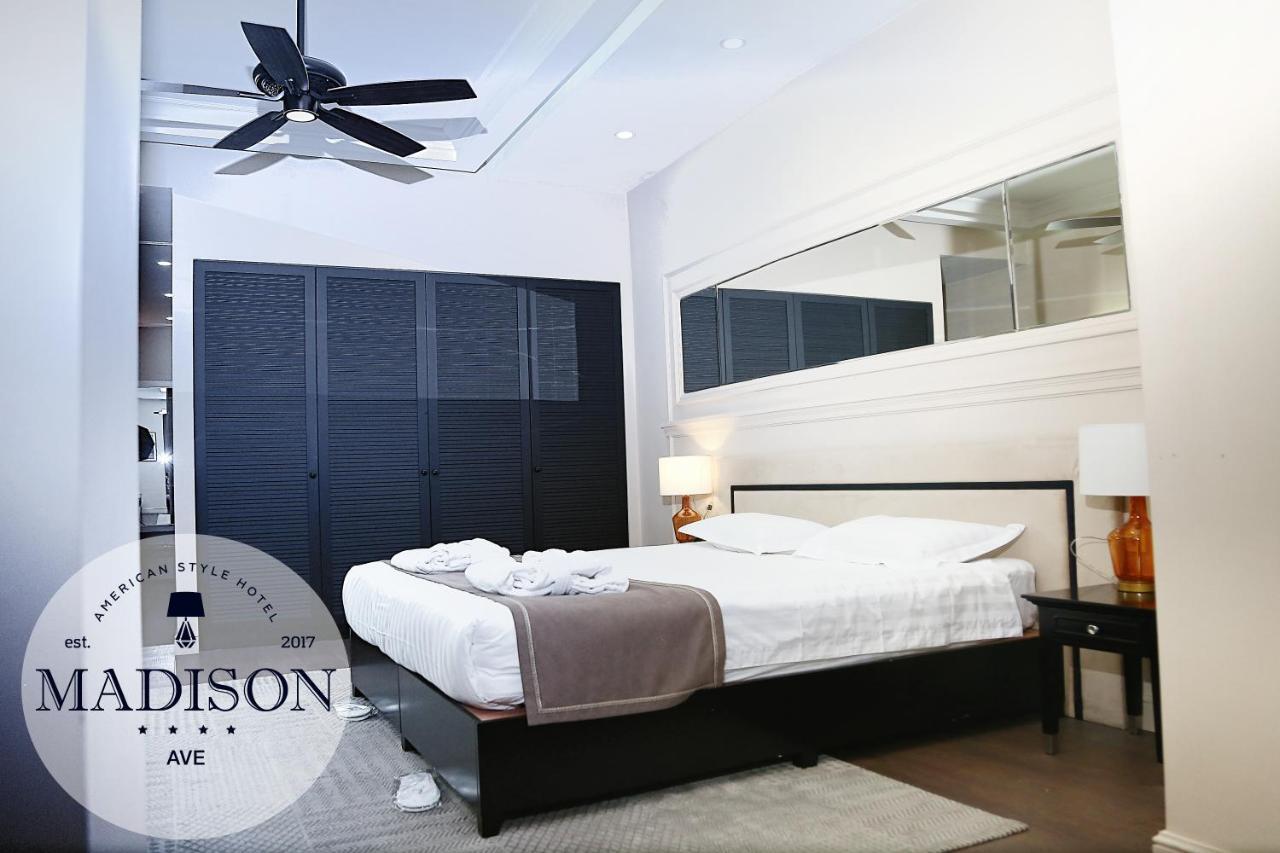 Madison Ave Hotel 比什凯克 外观 照片